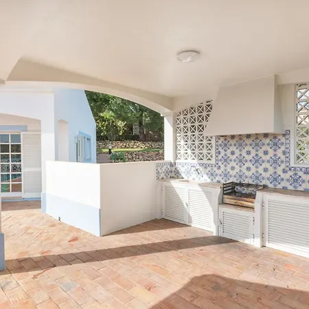 Quiet Spacious House - Swimming Pool * Benagil