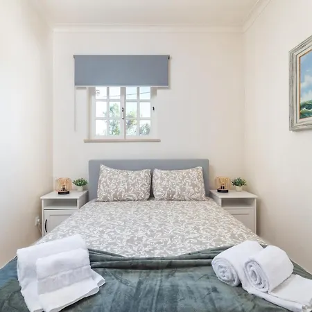 Βίλα Quiet Spacious House - Swimming Pool *