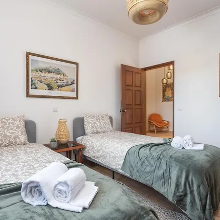 Quiet Spacious House - Swimming Pool * Benagil