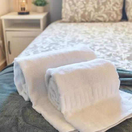 Βίλα Quiet Spacious House - Swimming Pool Benagil