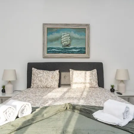 Quiet Spacious House - Swimming Pool Benagil