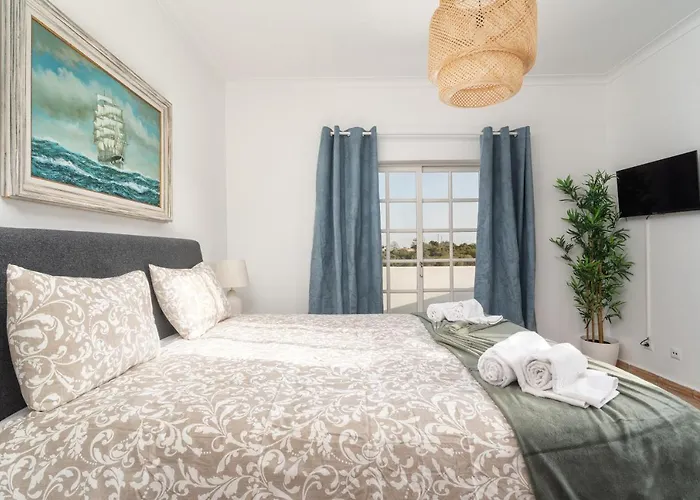 Quiet Spacious House - Swimming Pool Villa Benagil