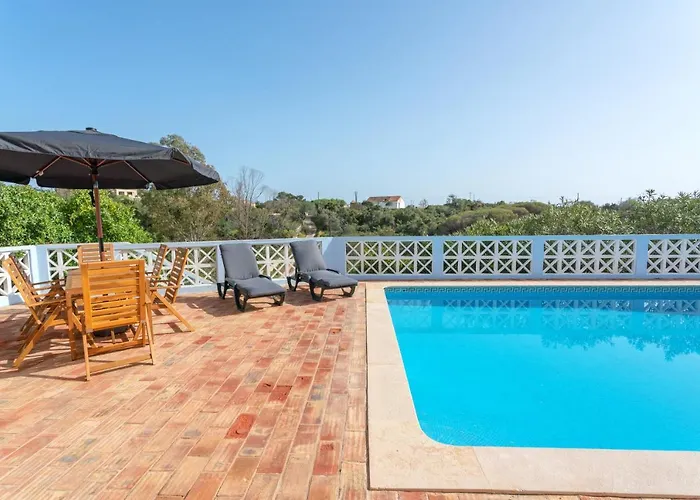 Villa Quiet Spacious House - Swimming Pool *