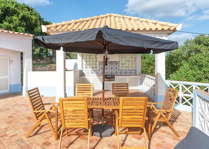 Villa Quiet Spacious House - Swimming Pool