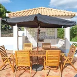 Villa Quiet Spacious House - Swimming Pool